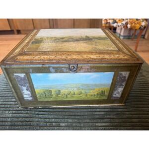 Vintage Huntley & Palmers Biscuit Tin Box‎ Container Collectible Decorative